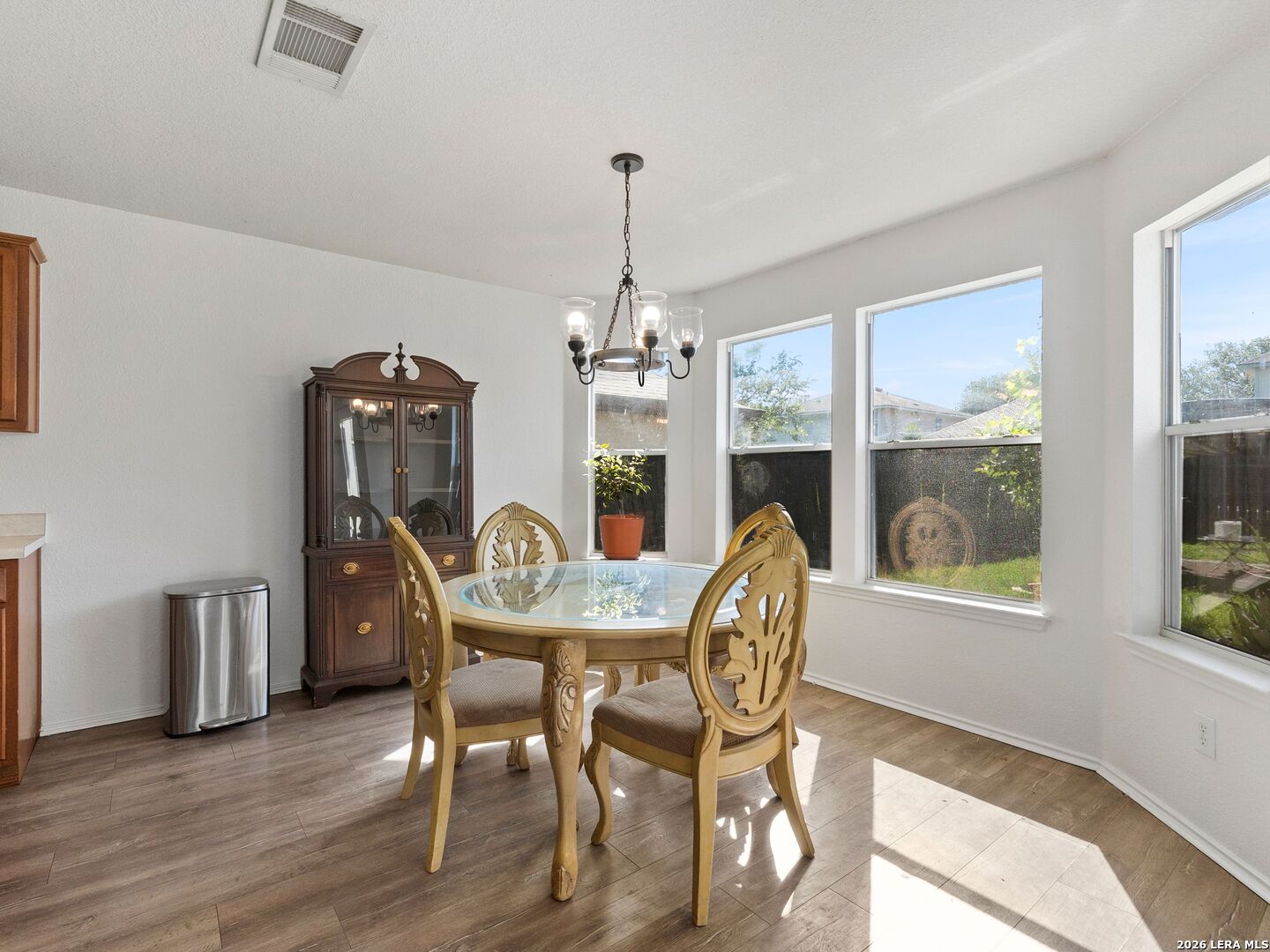3406 Barksdale Dr