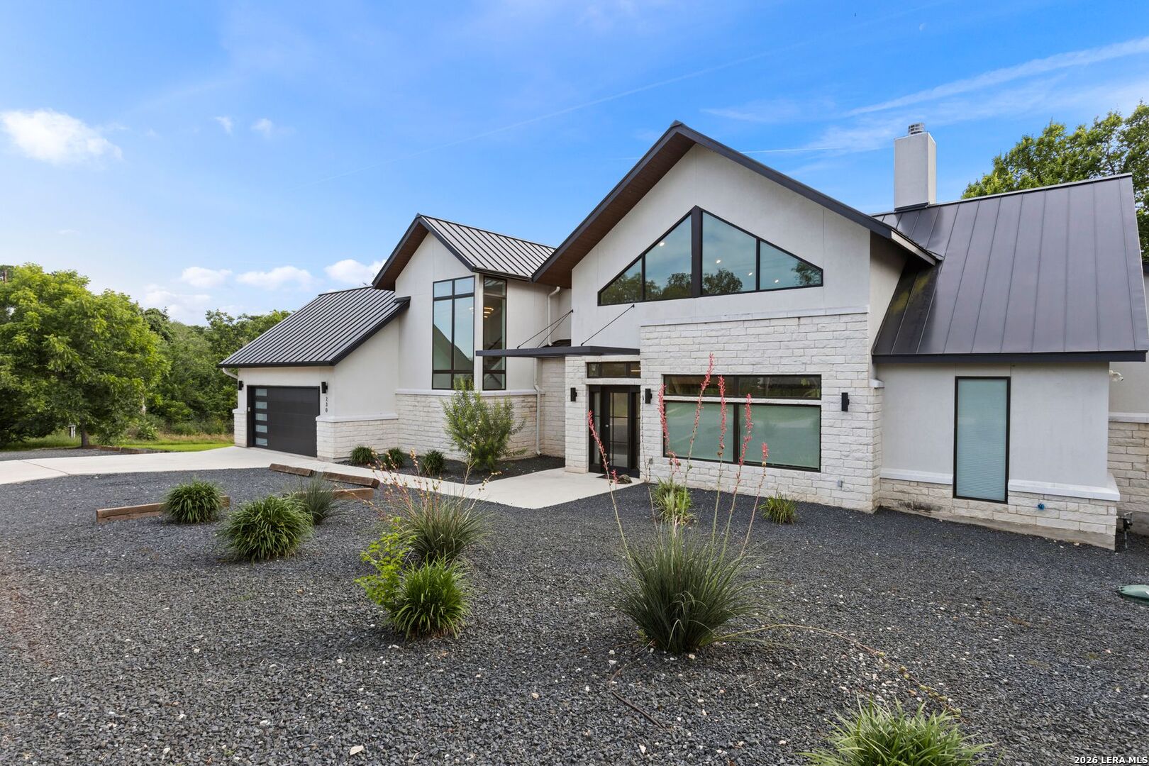 230 Turtle Ln