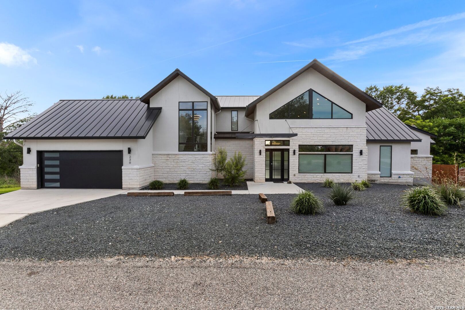 230 Turtle Ln