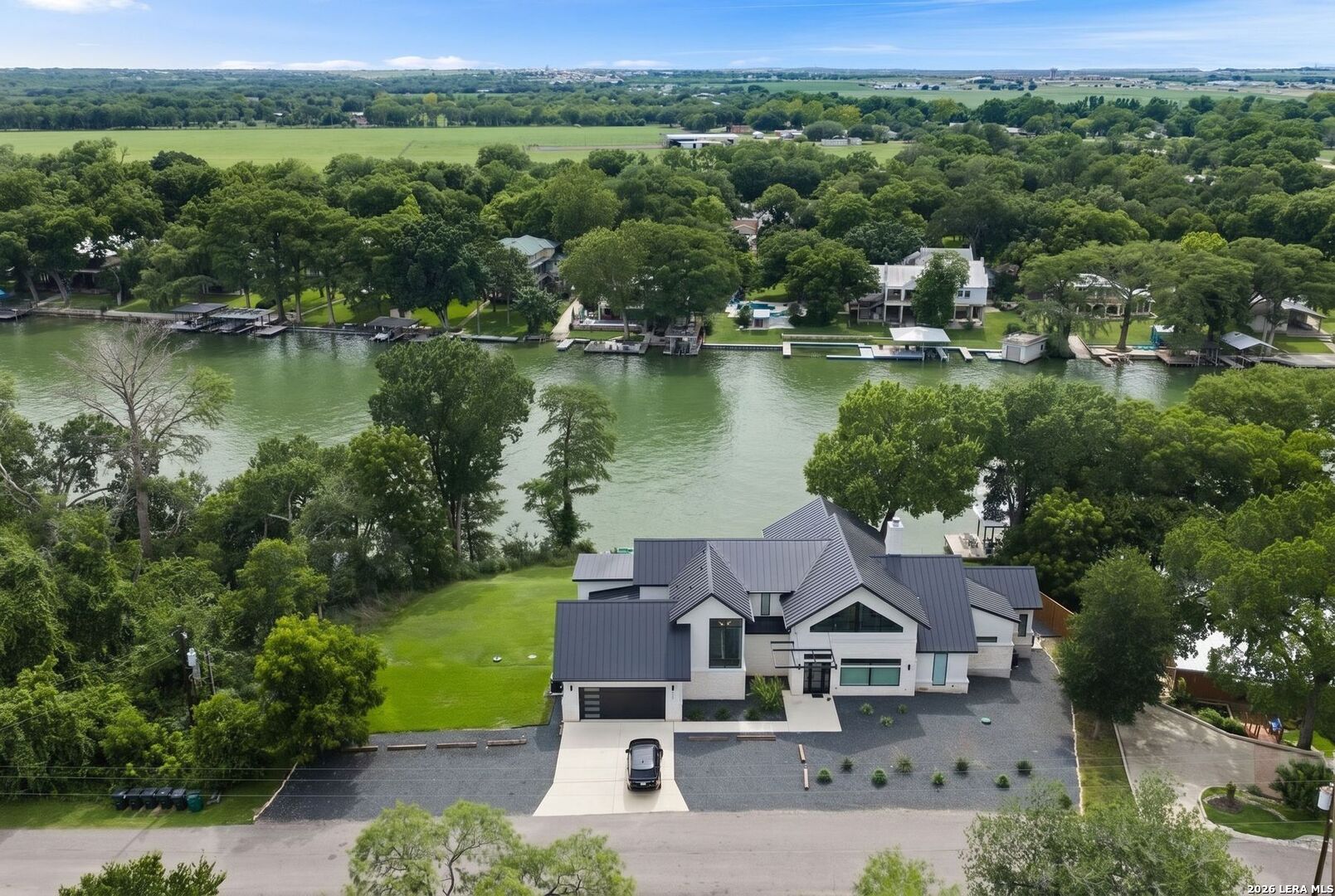 230 Turtle Ln