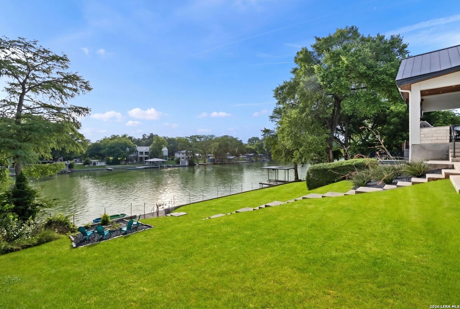 230 Turtle Ln