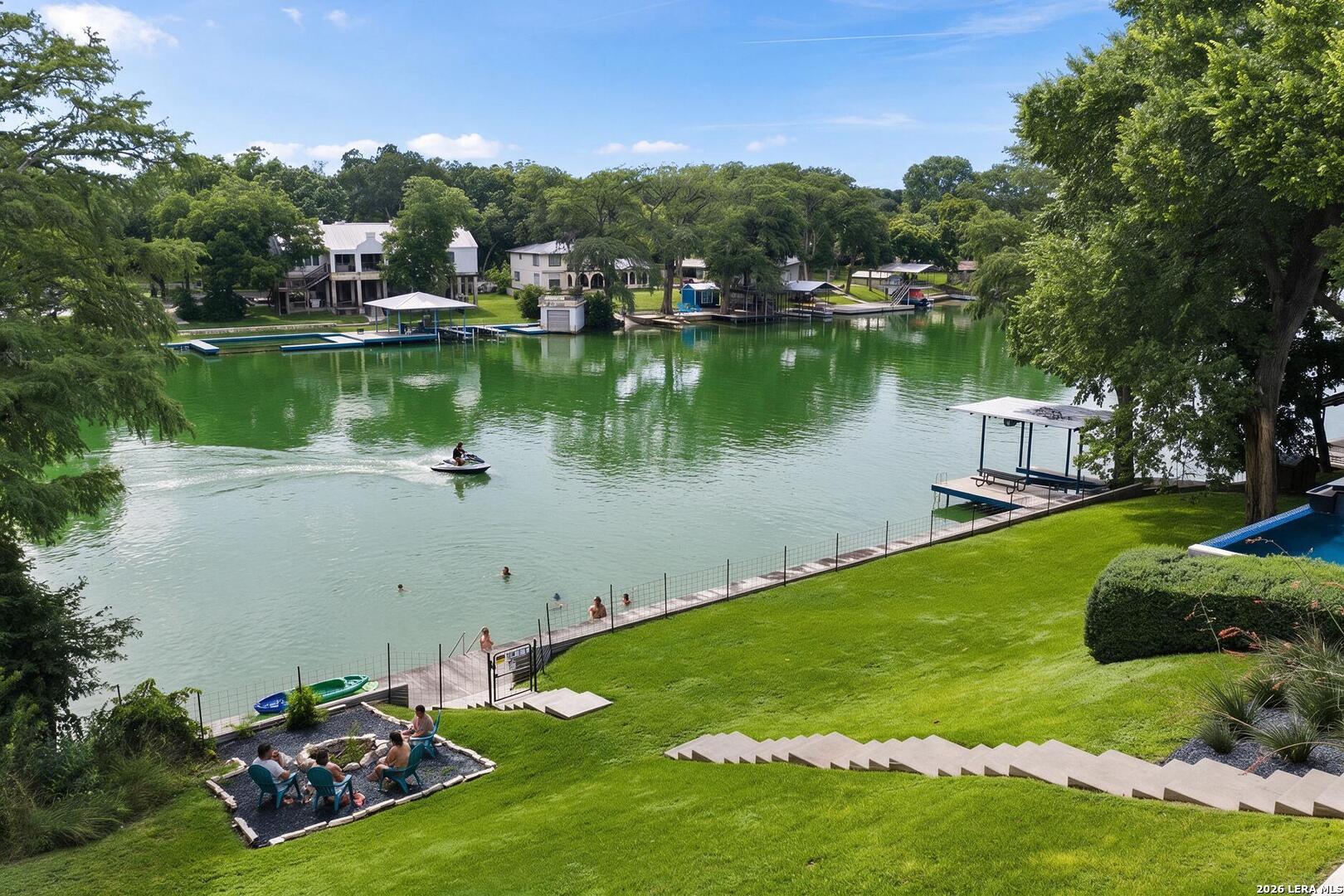 230 Turtle Ln