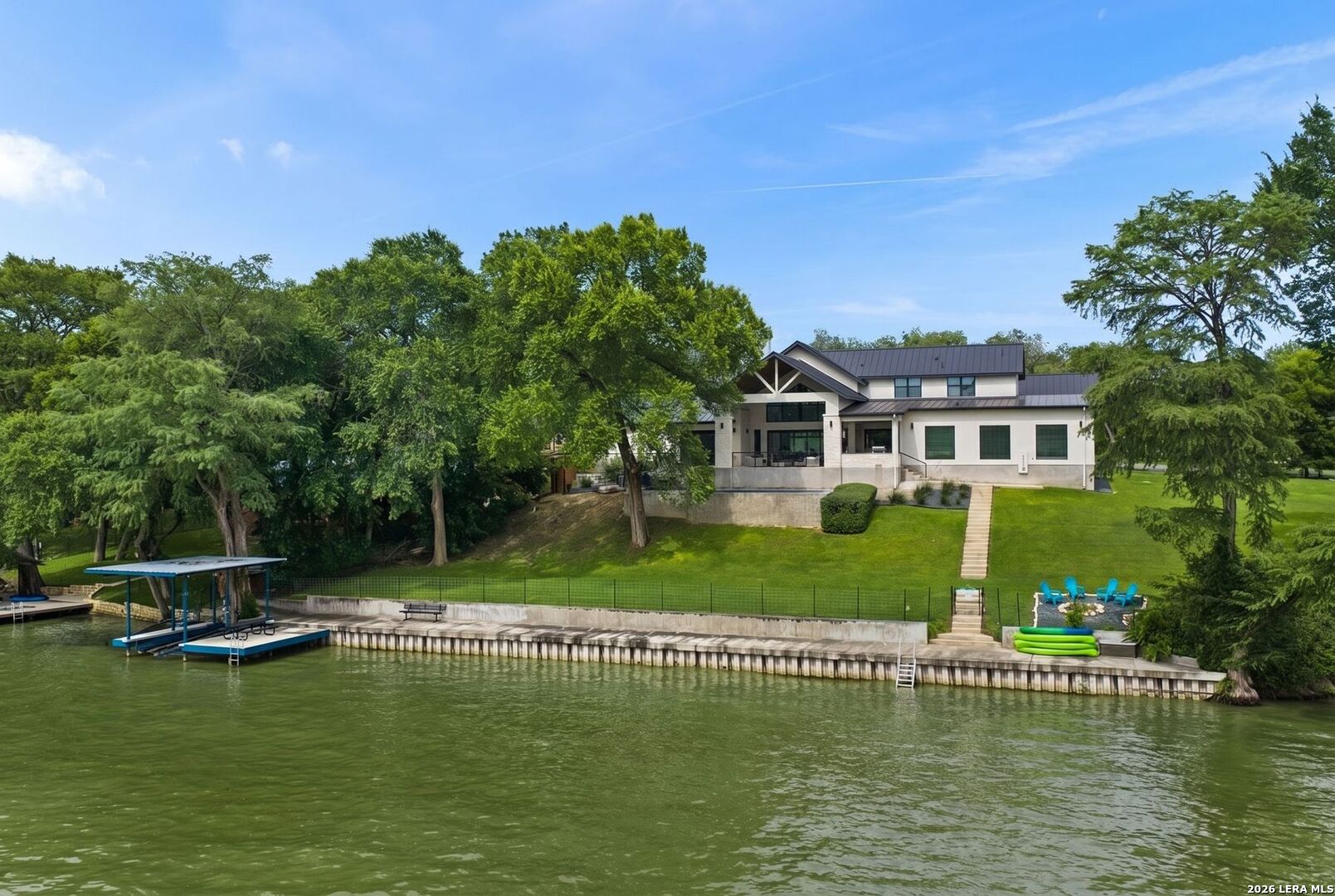 230 Turtle Ln