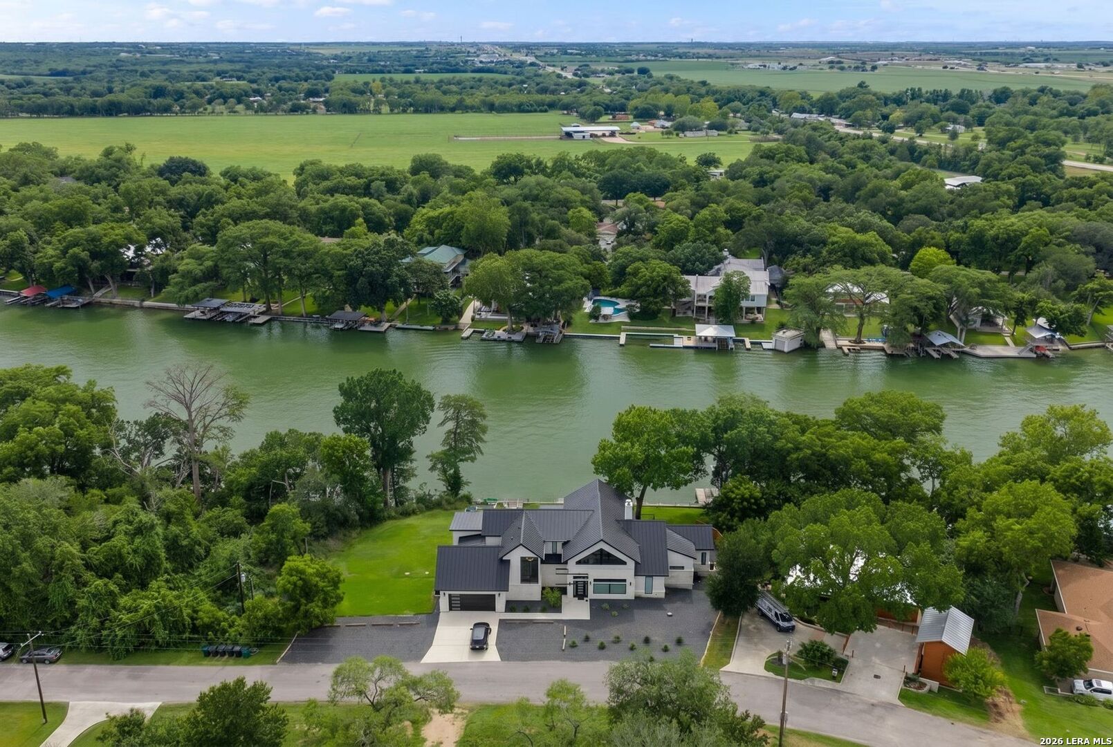 230 Turtle Ln