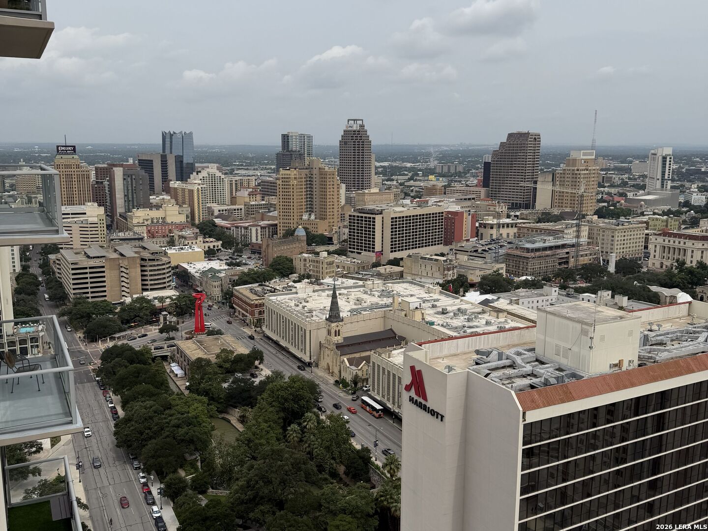 610 E MARKET ST 2904