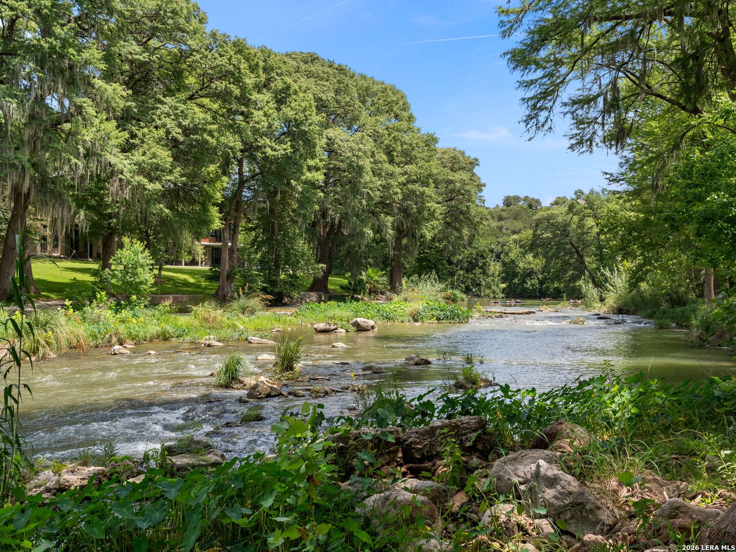 1033 Gruene Rd