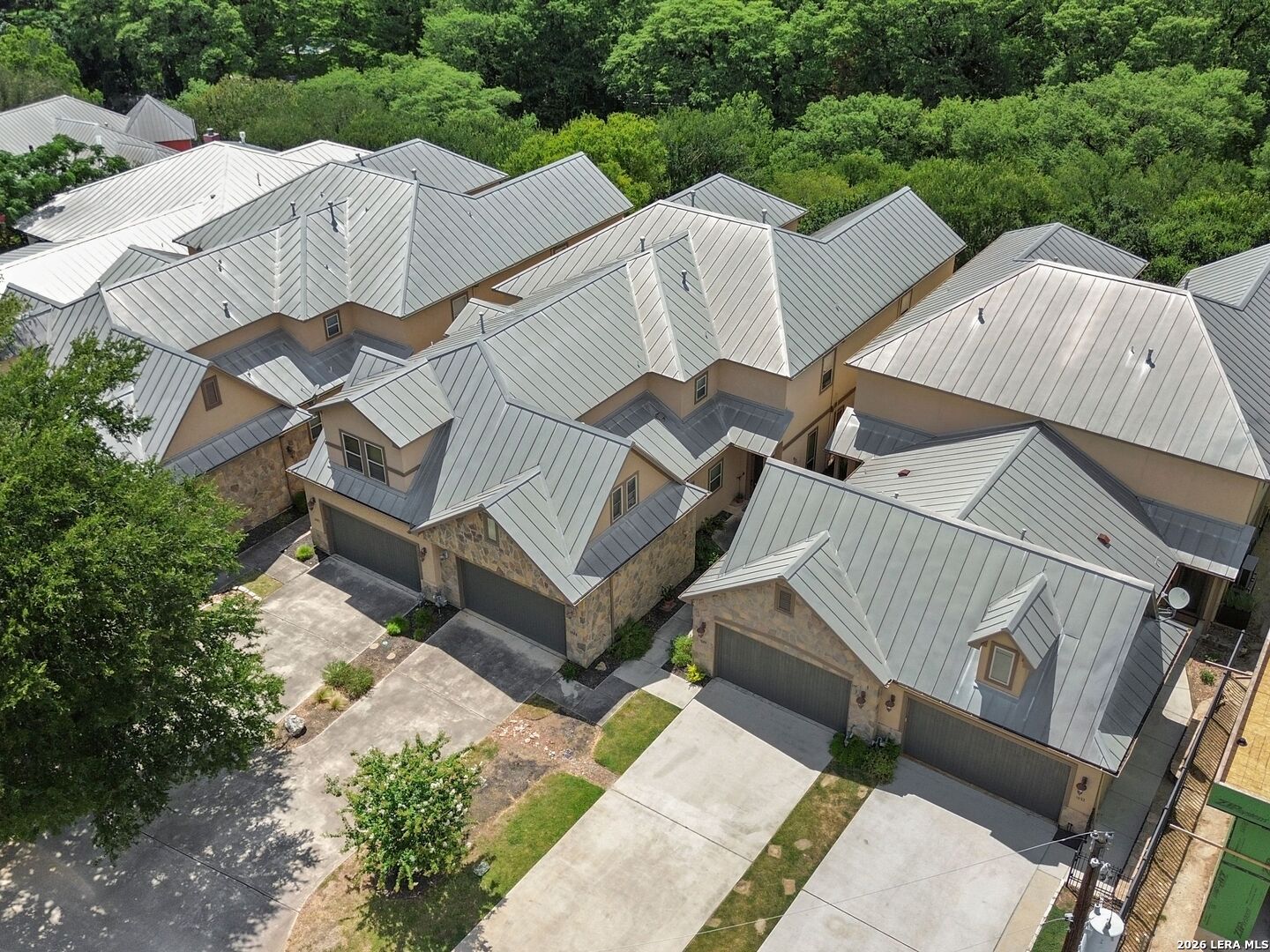 1033 Gruene Rd