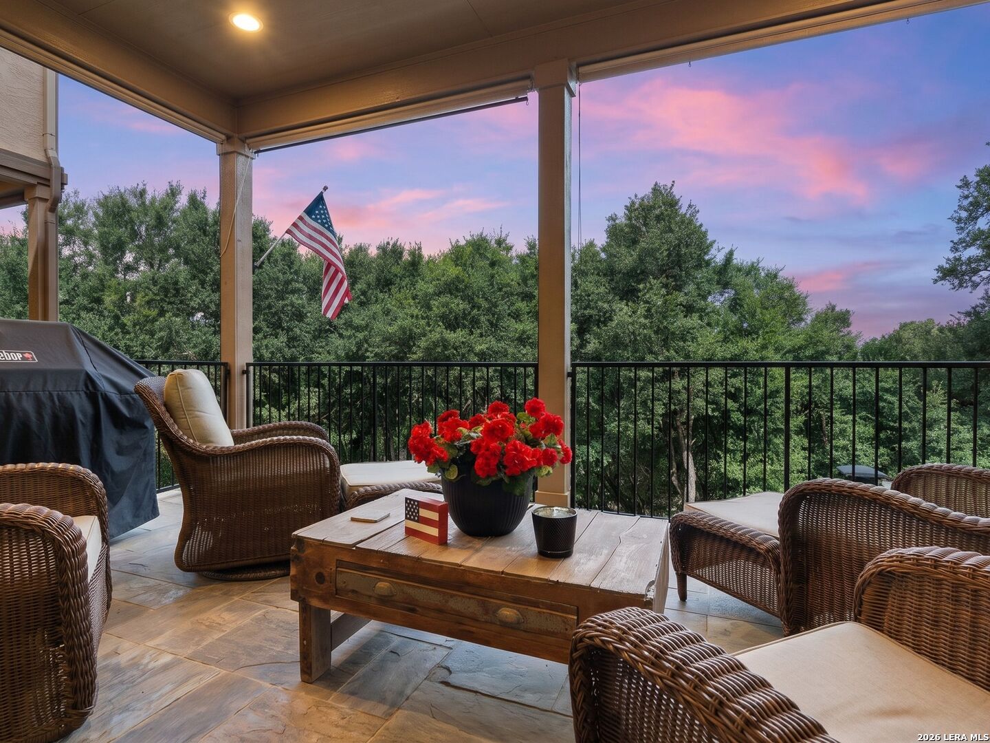 1033 Gruene Rd