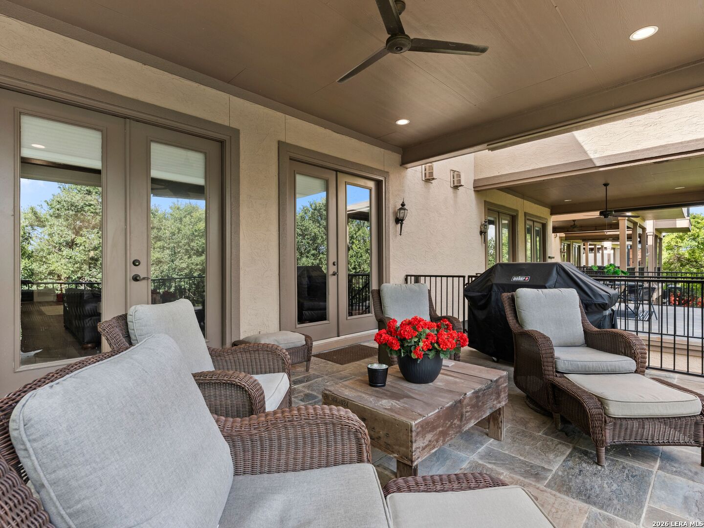 1033 Gruene Rd