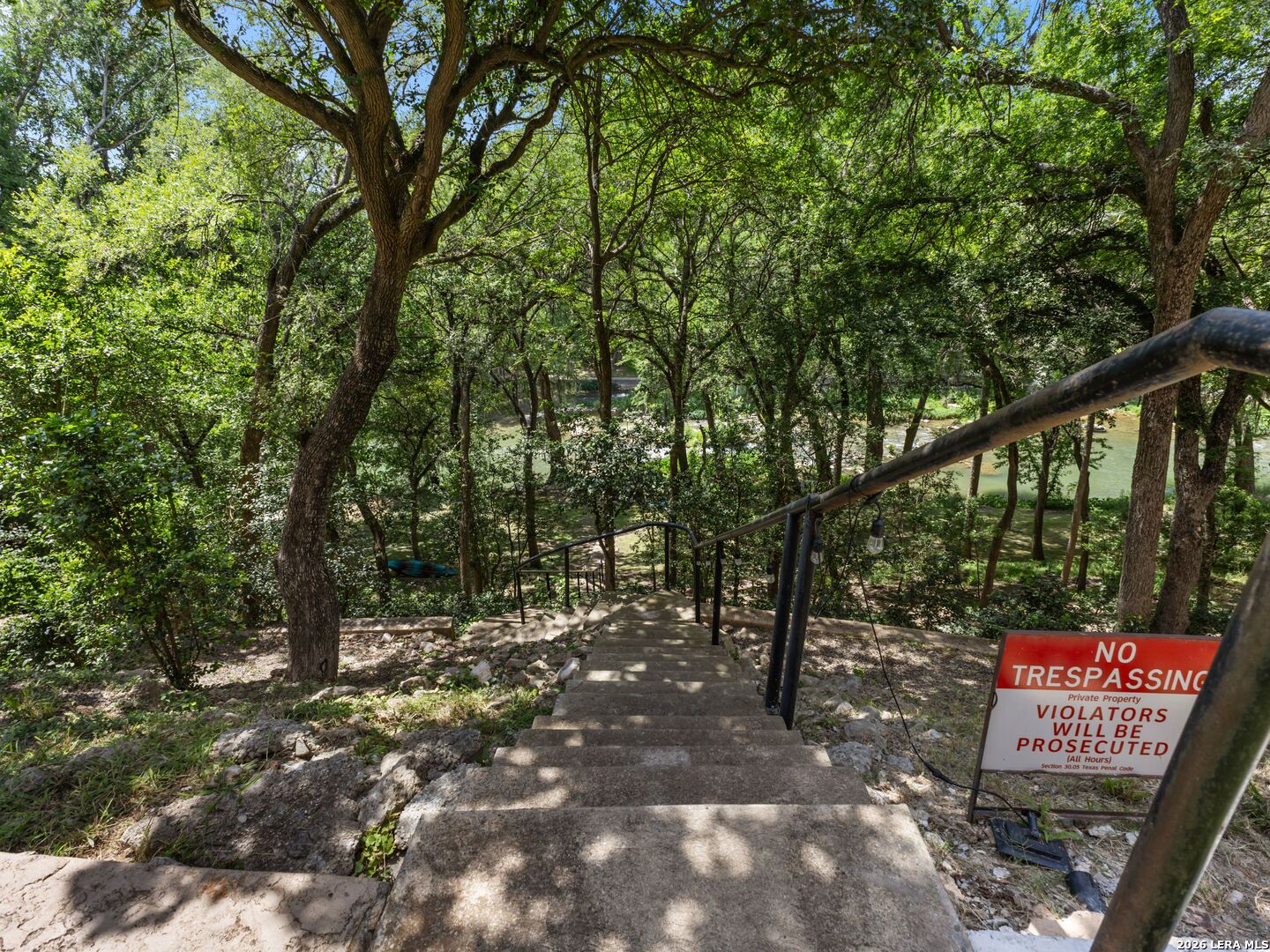 1033 Gruene Rd