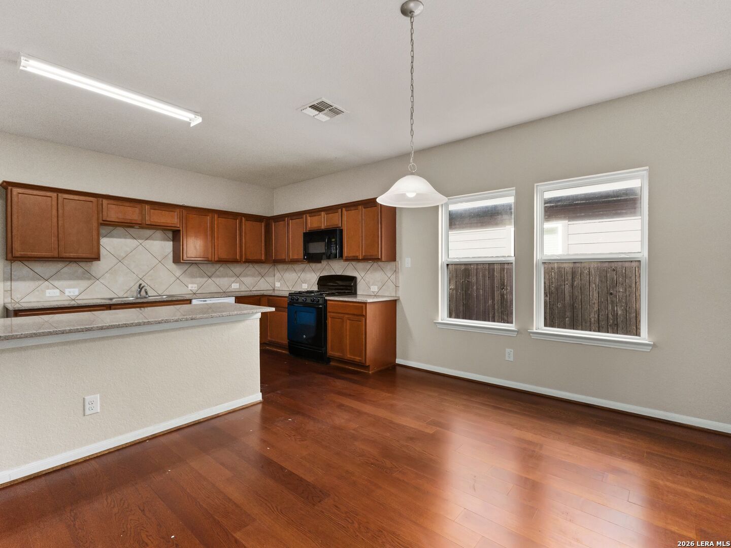 9907 BELMORE CV