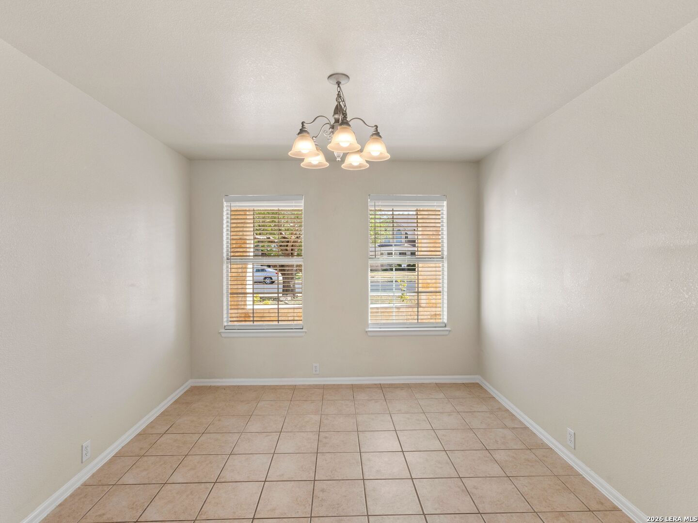 348 KING ELDER LN
