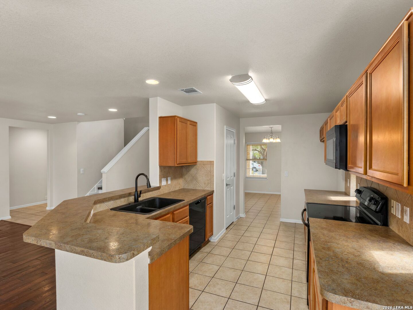 348 KING ELDER LN