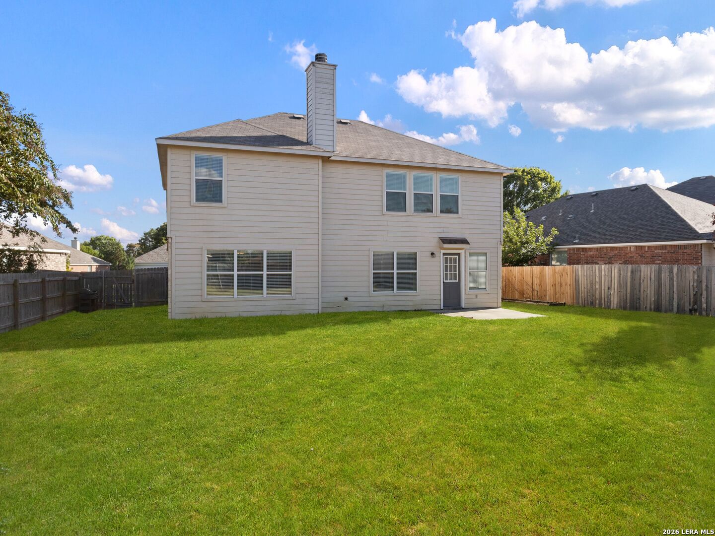 348 KING ELDER LN