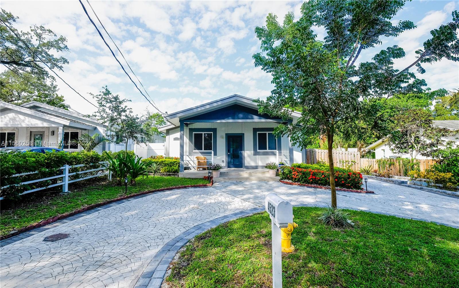 4523 SW 26th Ter # 0