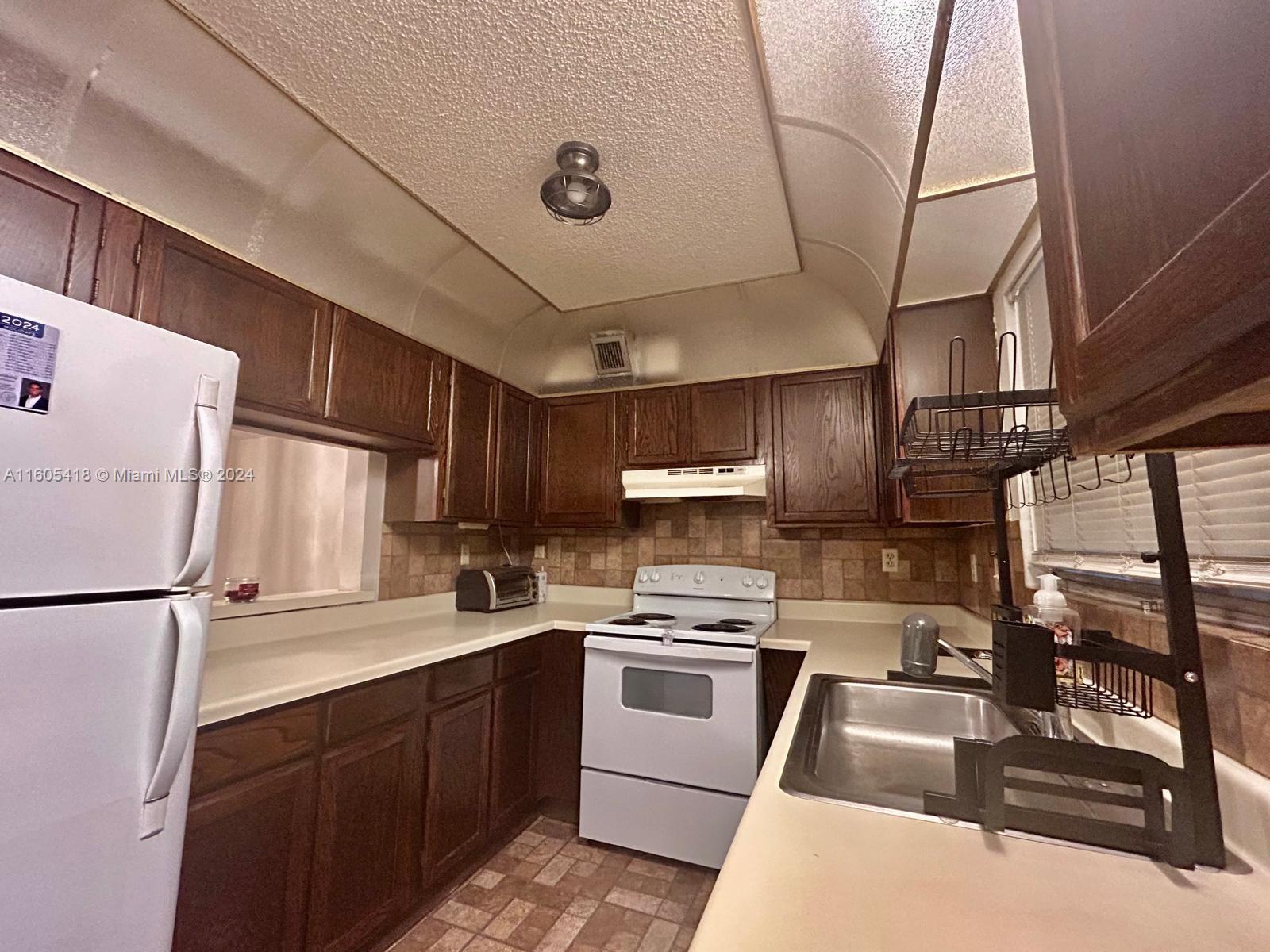 429 N Laurel Dr # 1704
