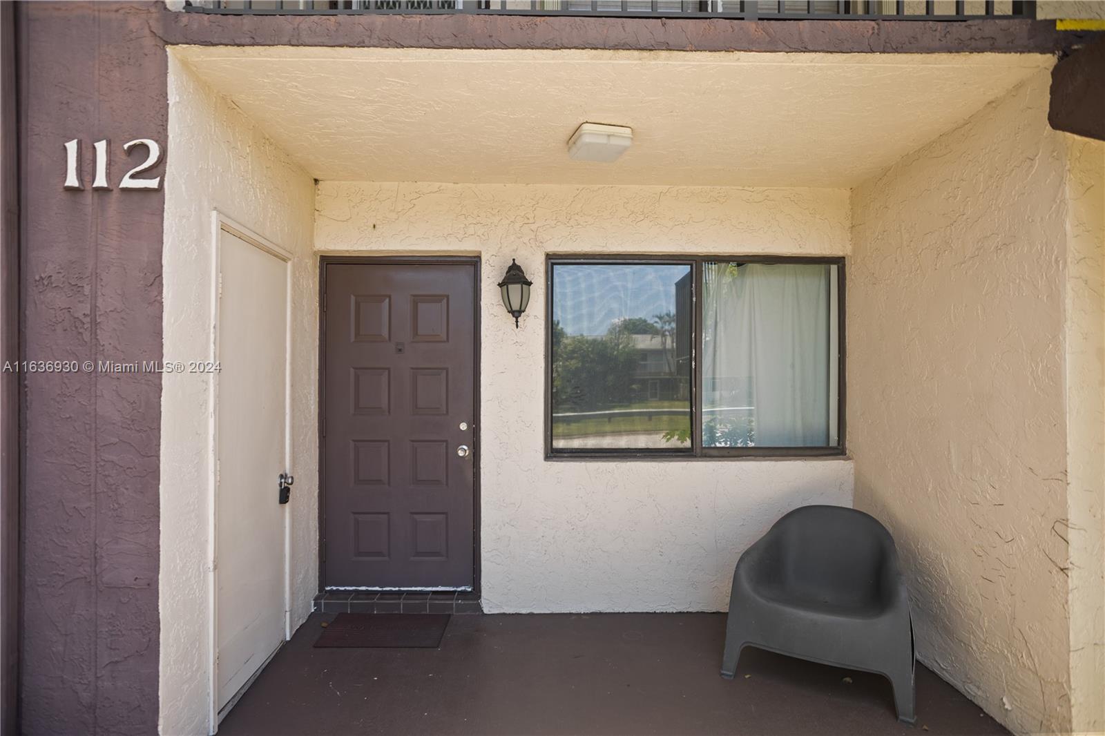 112 E Laurel # 802