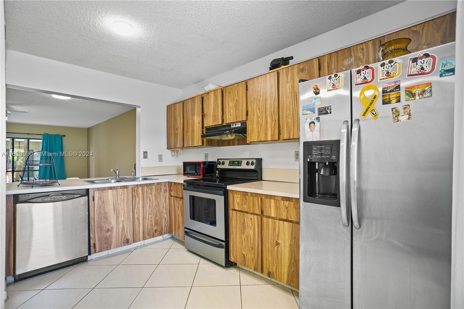 112 E Laurel # 802