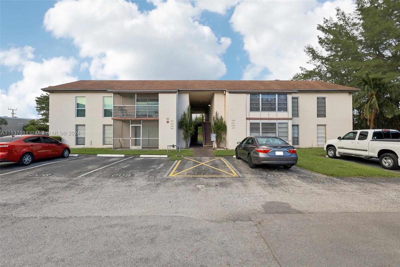 464 N Laurel Dr # 2007