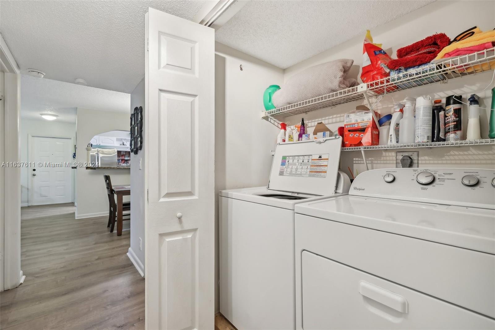 464 N Laurel Dr # 2007