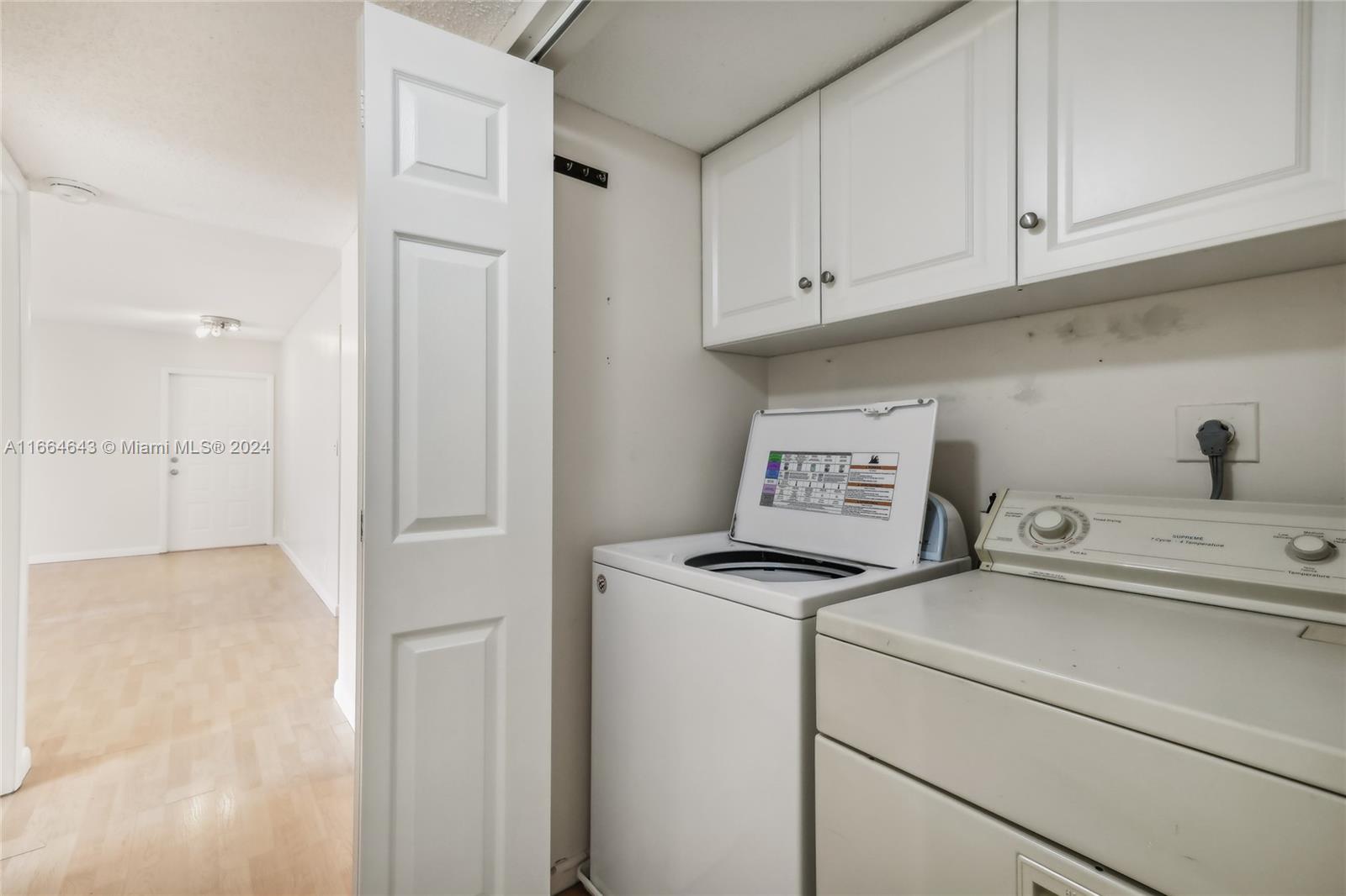 462 N Laurel Dr # 2005