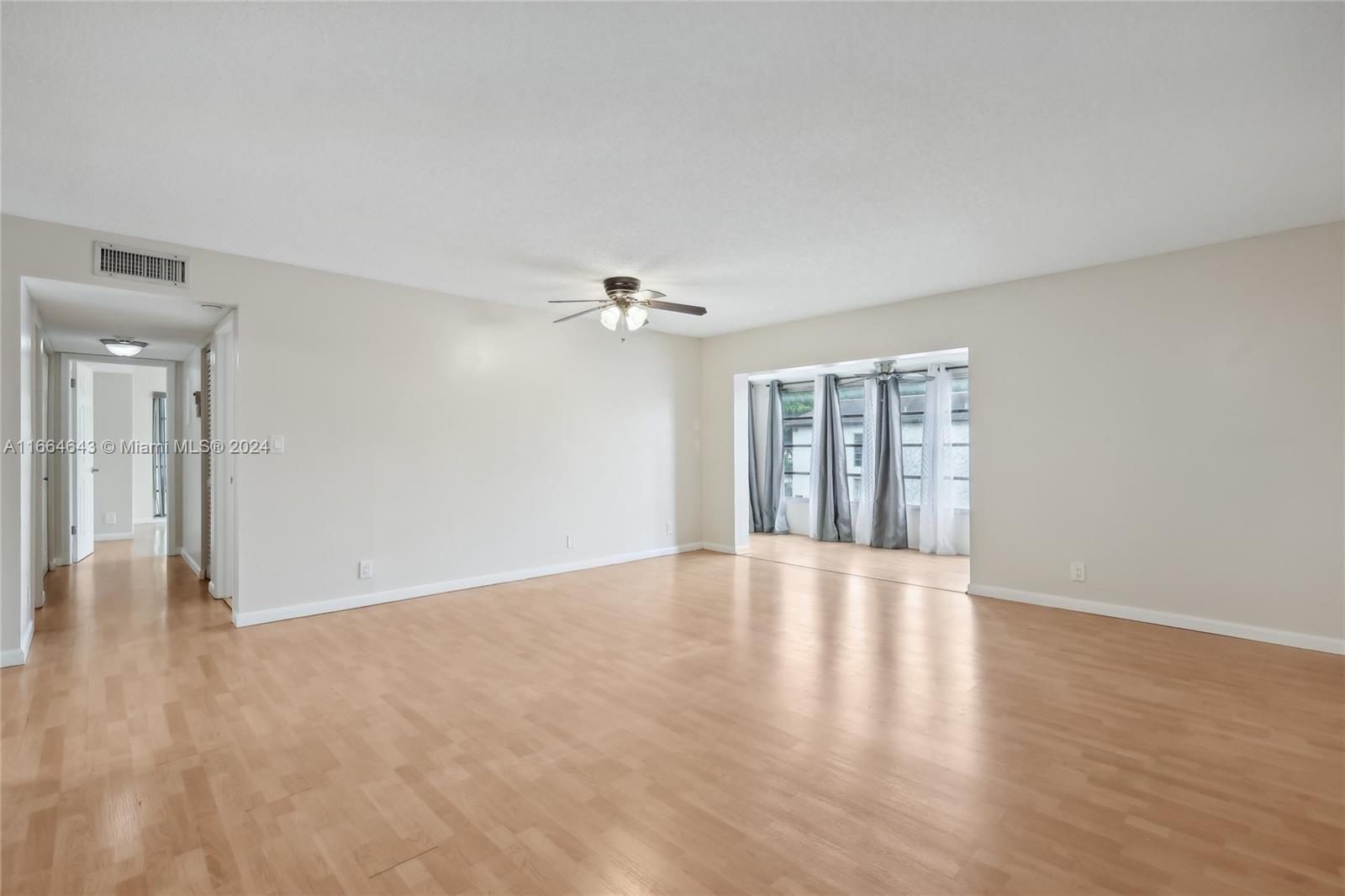 462 N Laurel Dr # 2005