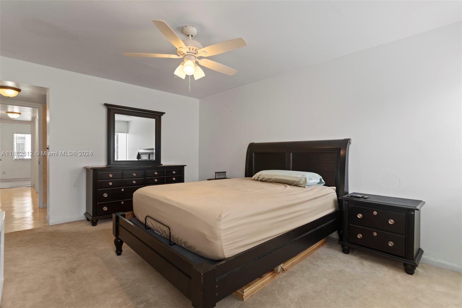 312 W Laurel Dr # 1403