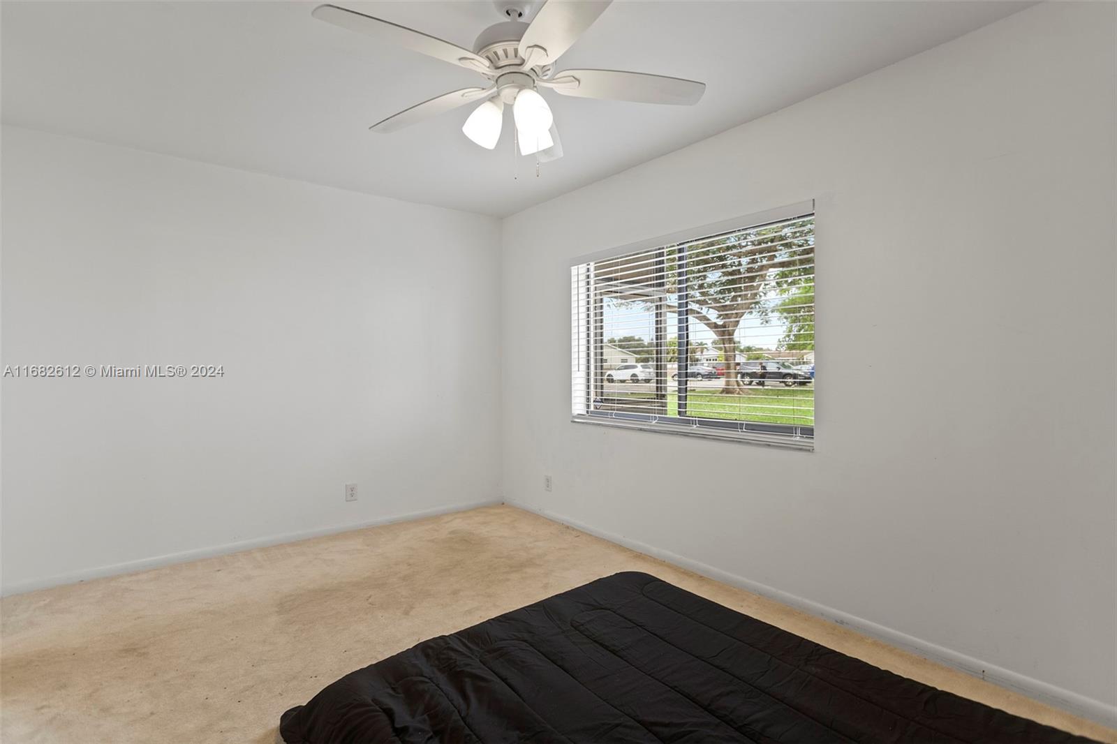 312 W Laurel Dr # 1403