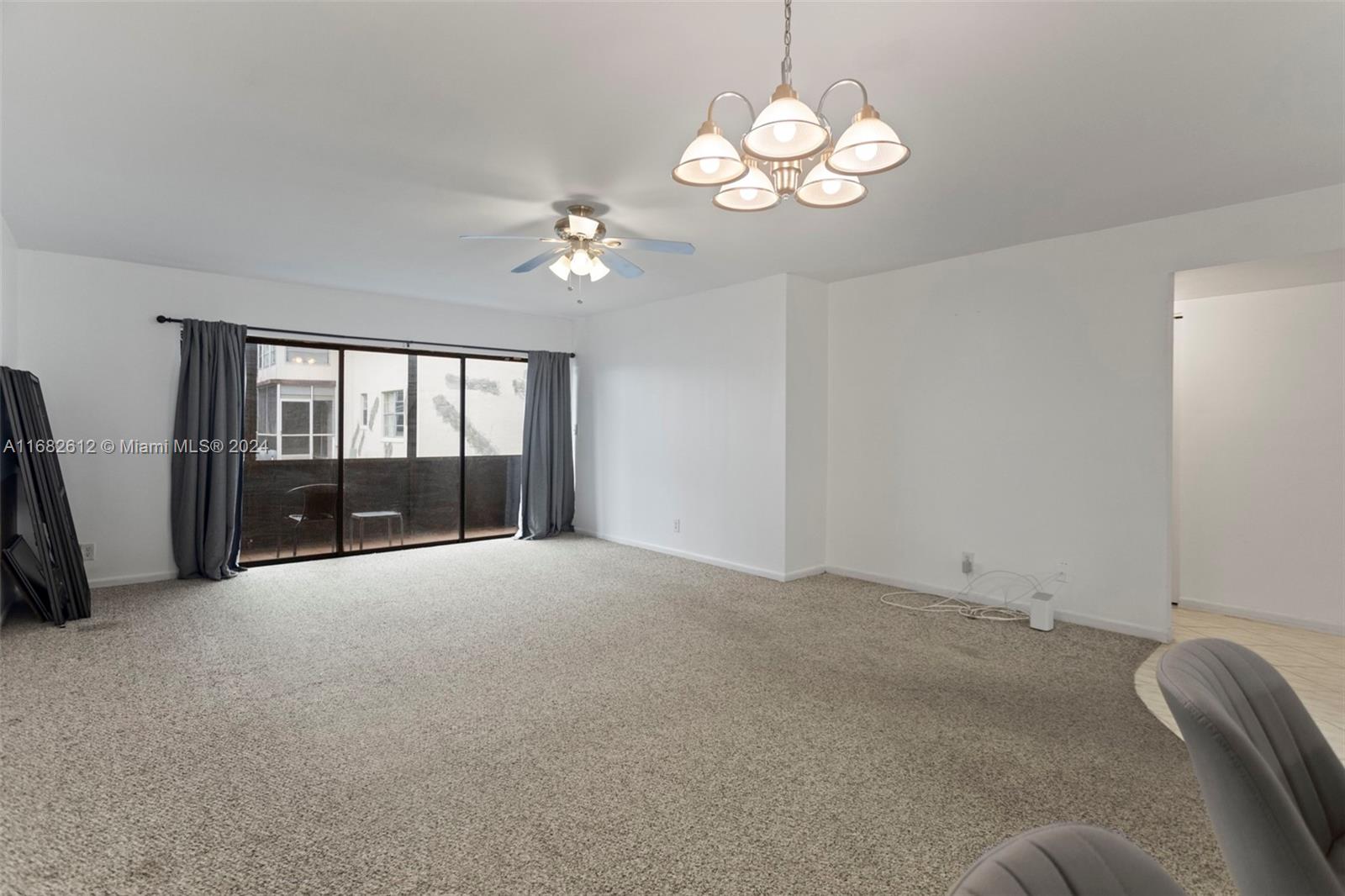 312 W Laurel Dr # 1403