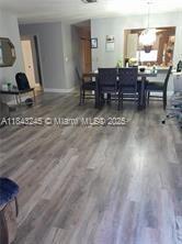 176 W Laurel Dr # 1106