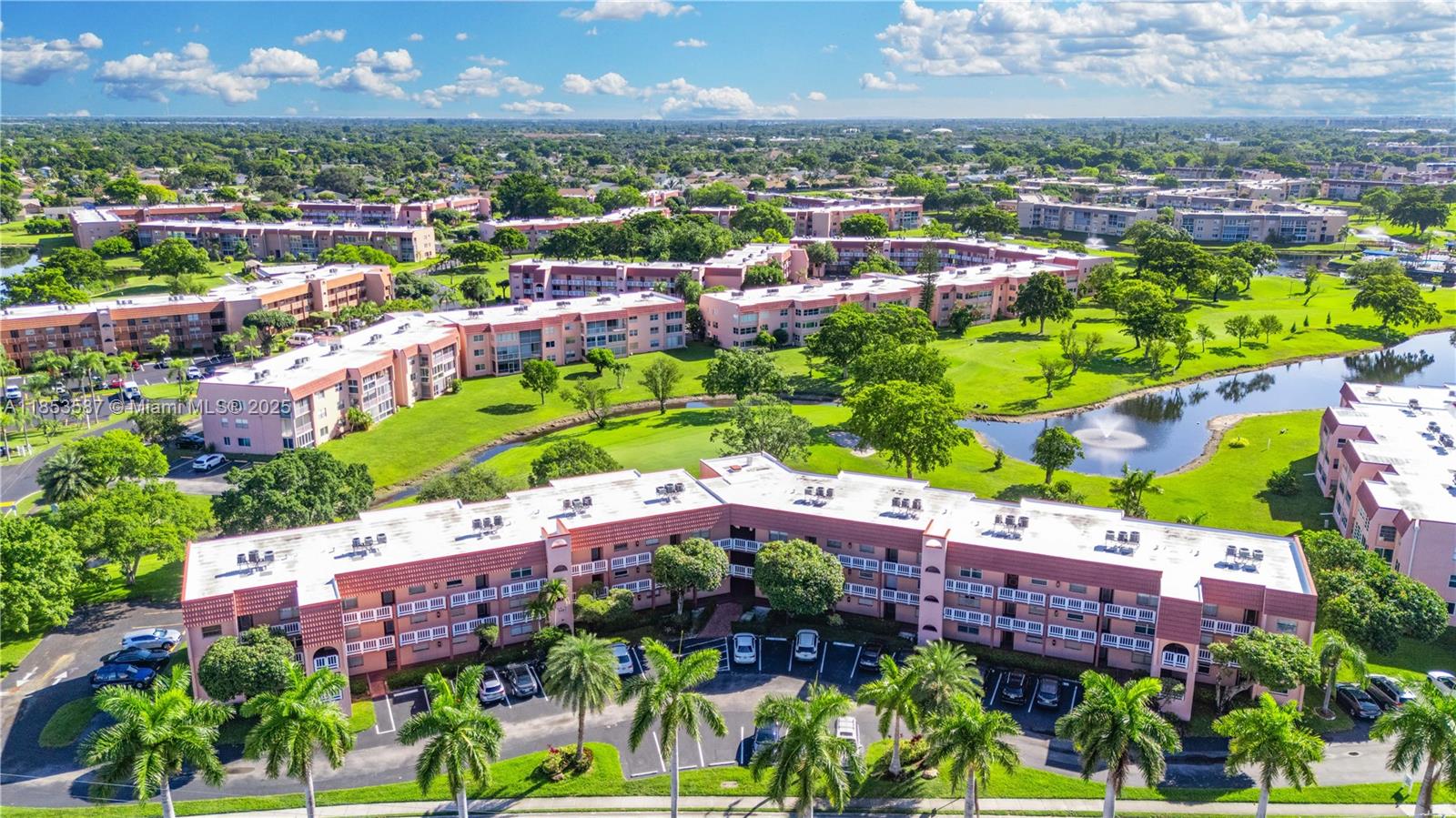 9461 Sunrise Lakes Blvd Unit: 207