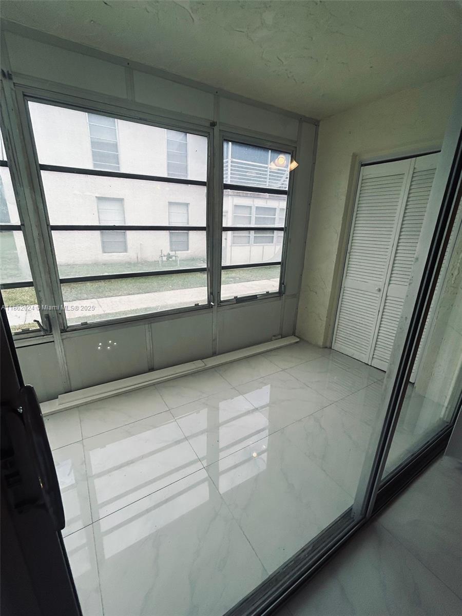 394 N Laurel Dr # 303