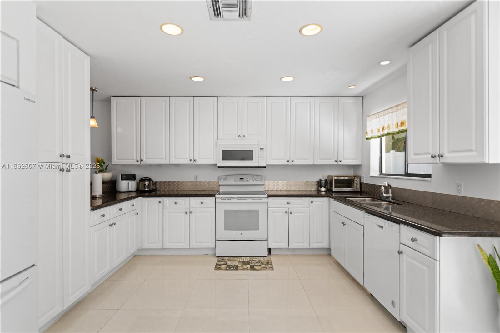 2451 SW 23rd Cranbrook Dr