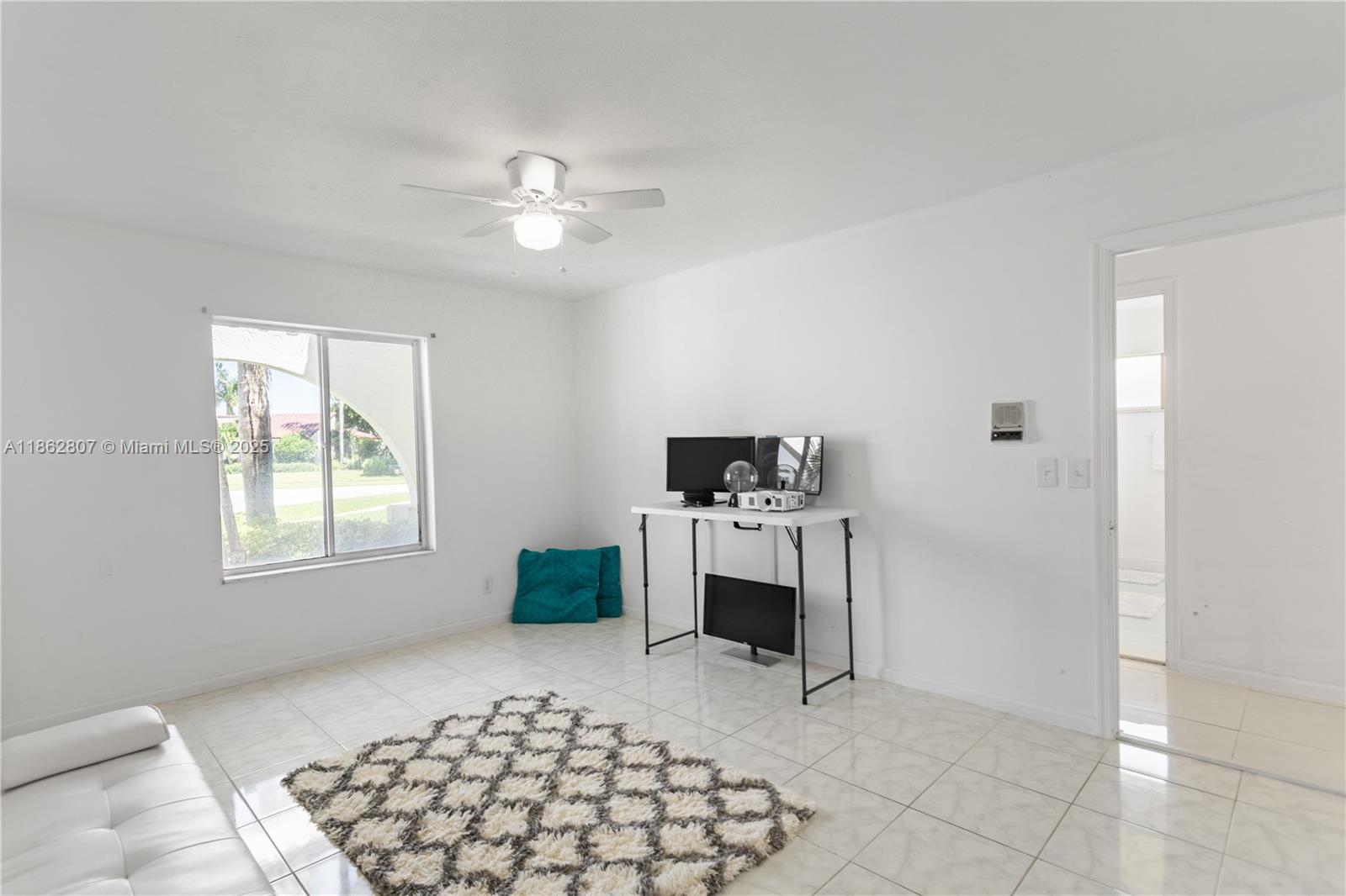2451 SW 23rd Cranbrook Dr