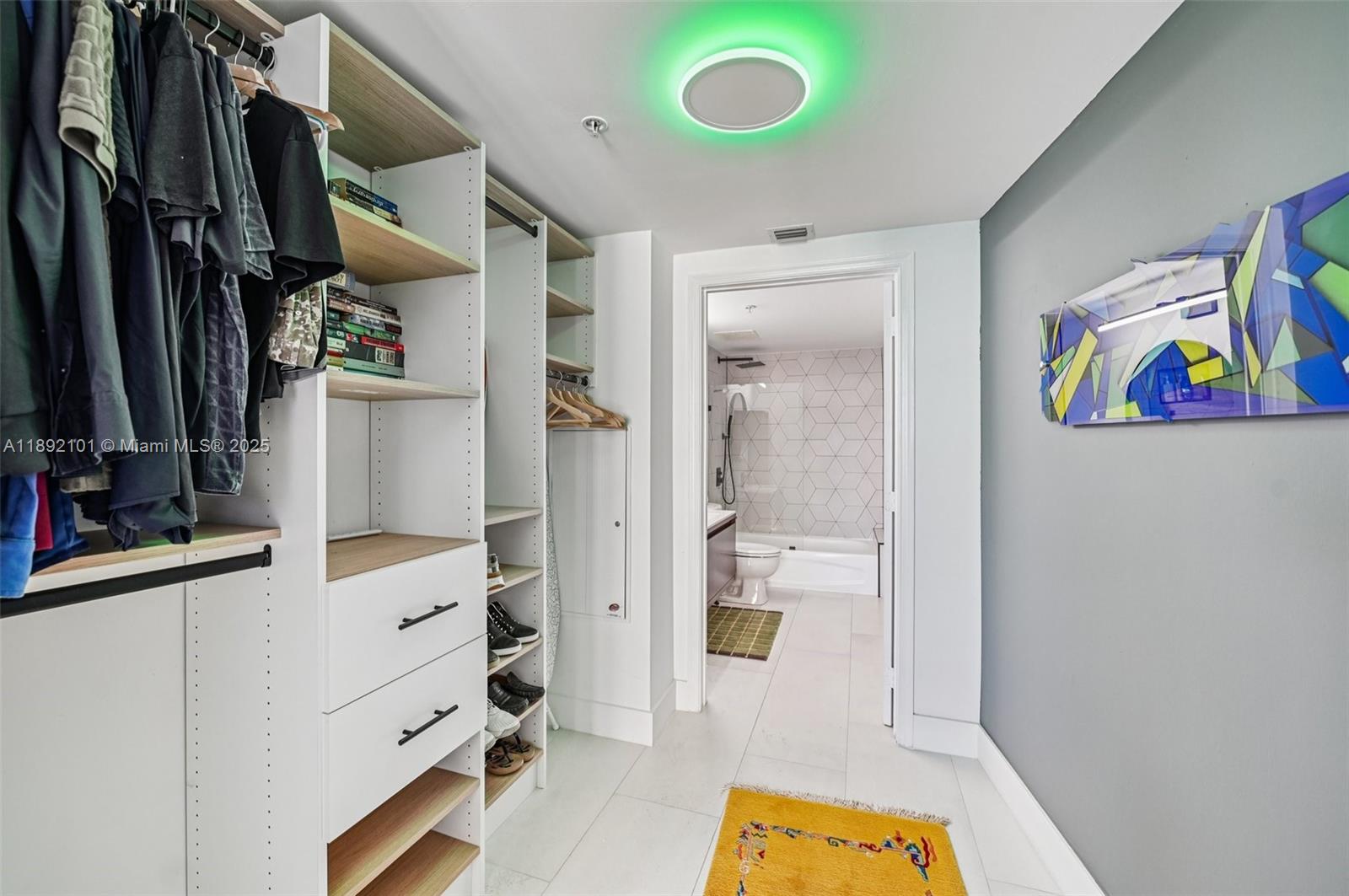 1750 N Bayshore Dr # 2101