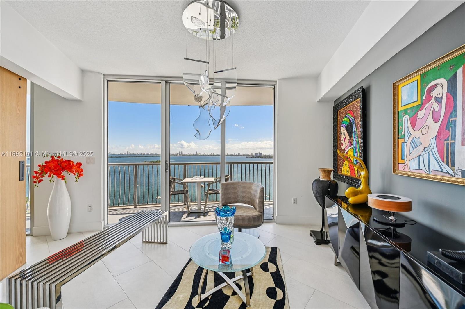 1750 N Bayshore Dr # 2101