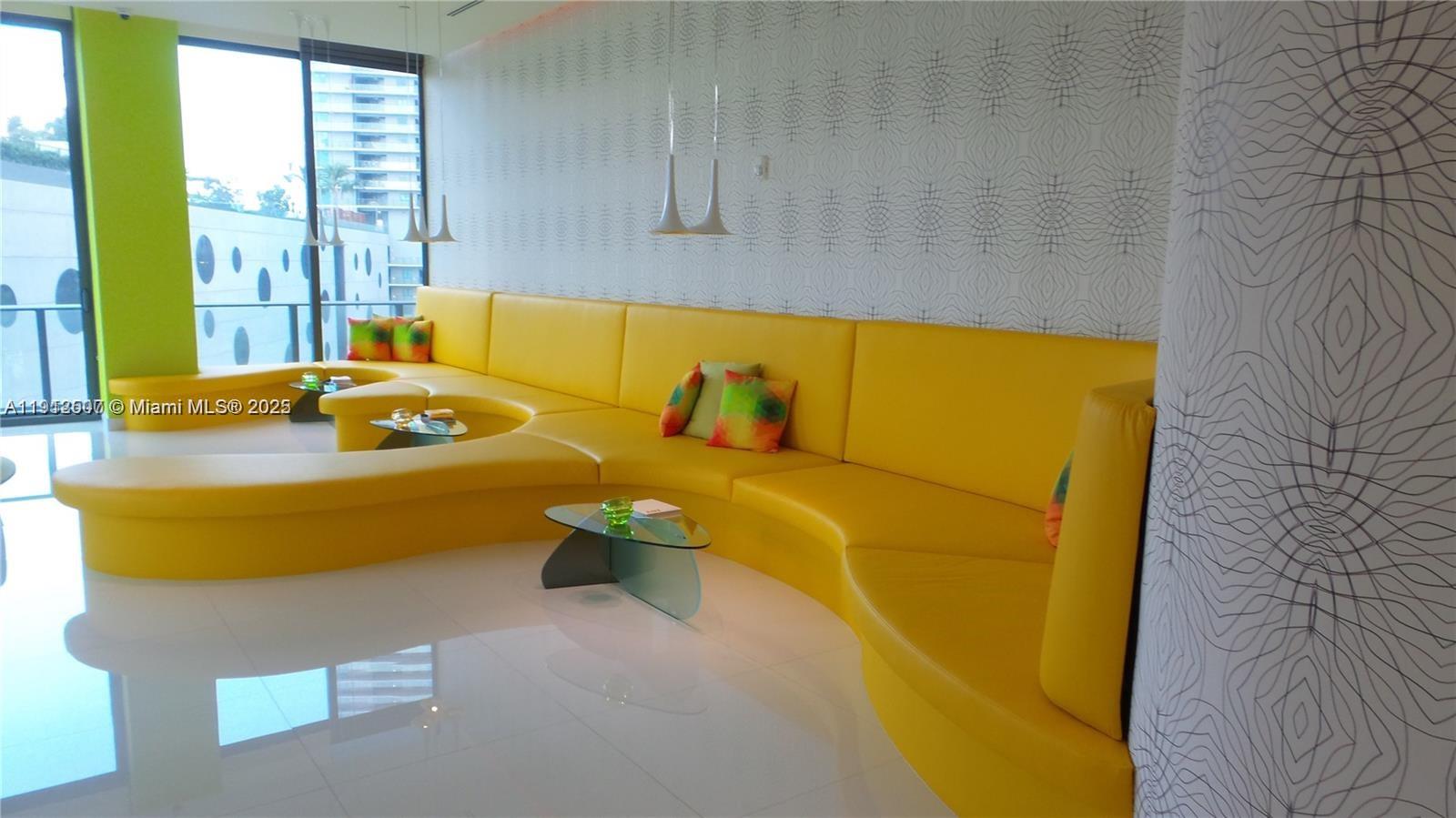 501 NE 31st St # 2606