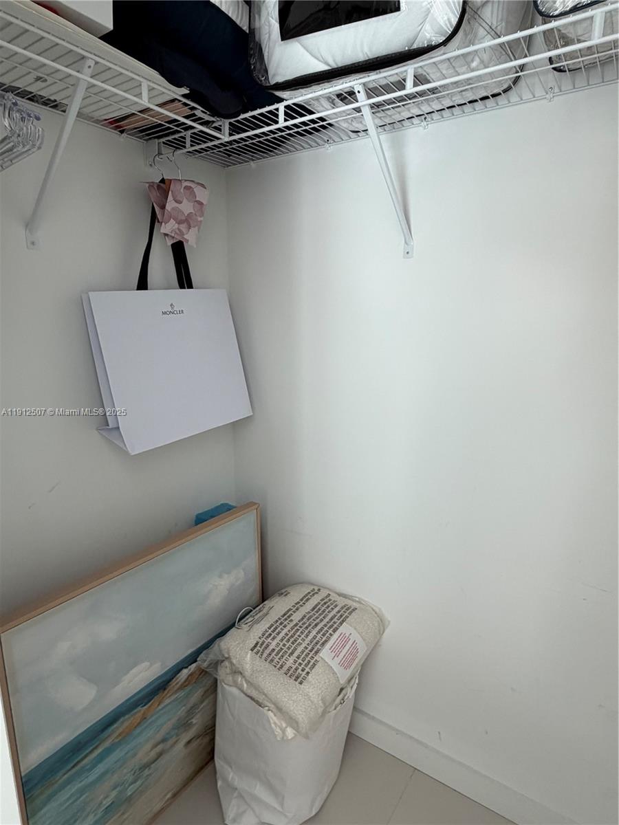 501 NE 31st St # 2606