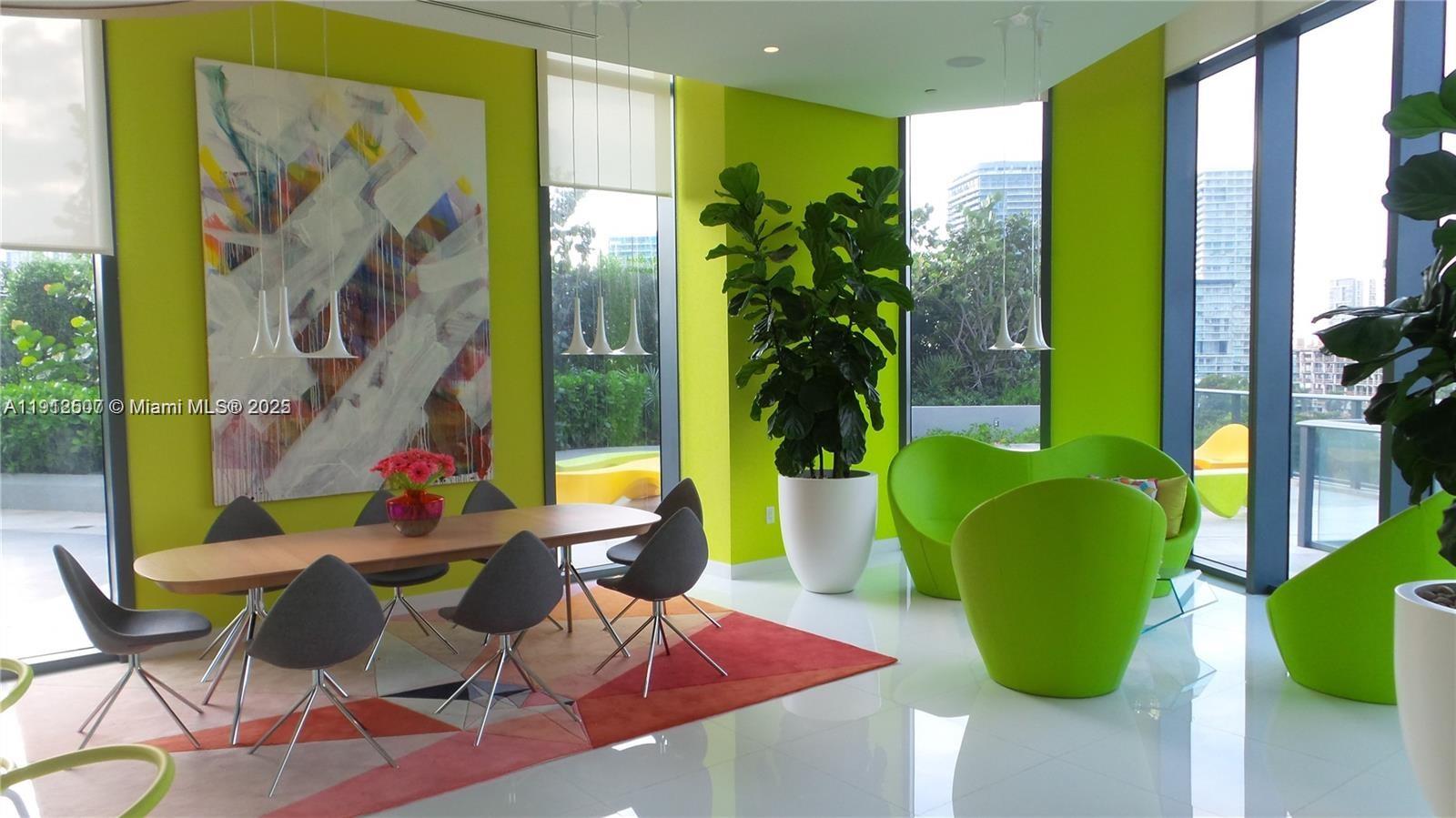 501 NE 31st St # 2606