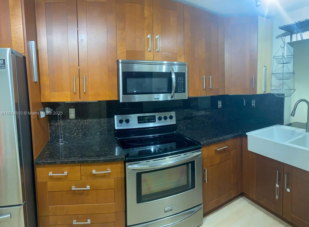 125 S Laurel Dr # 506