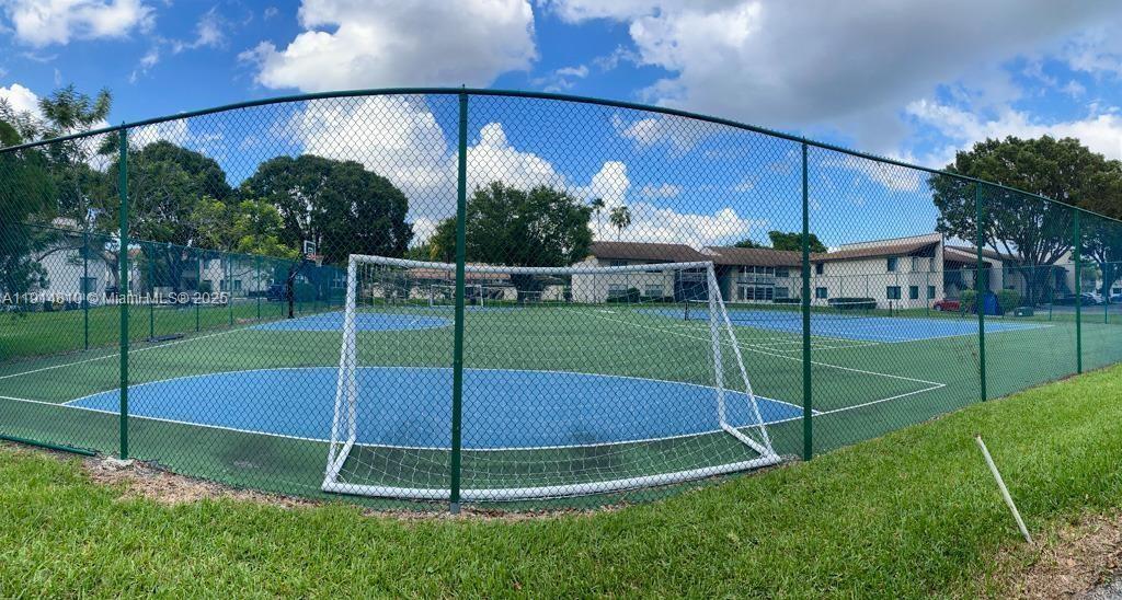 125 S Laurel Dr # 506