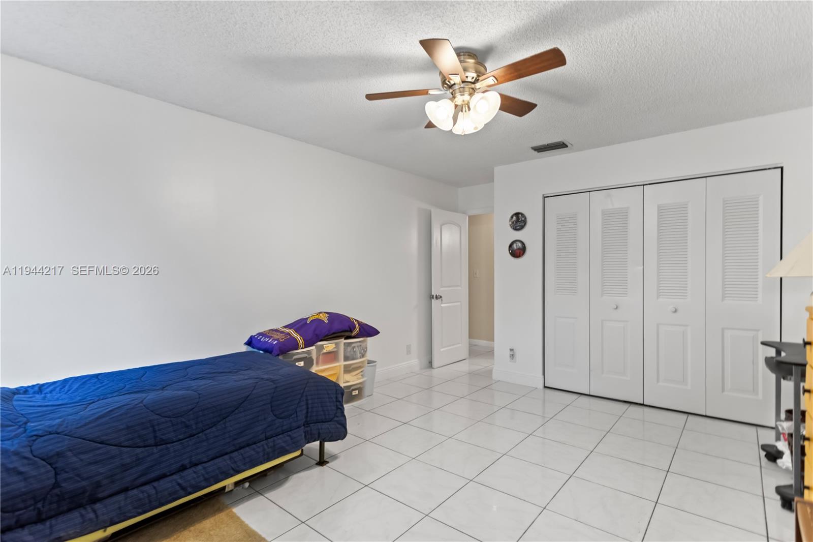 145 S Laurel Dr # 606