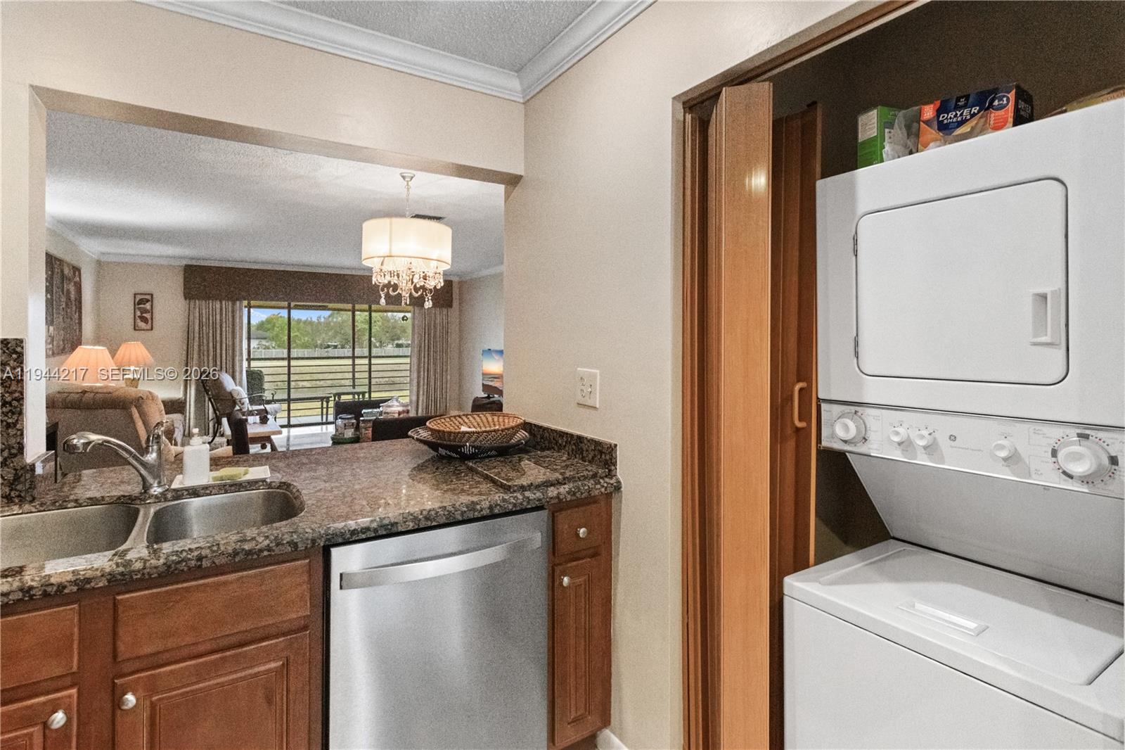 145 S Laurel Dr # 606