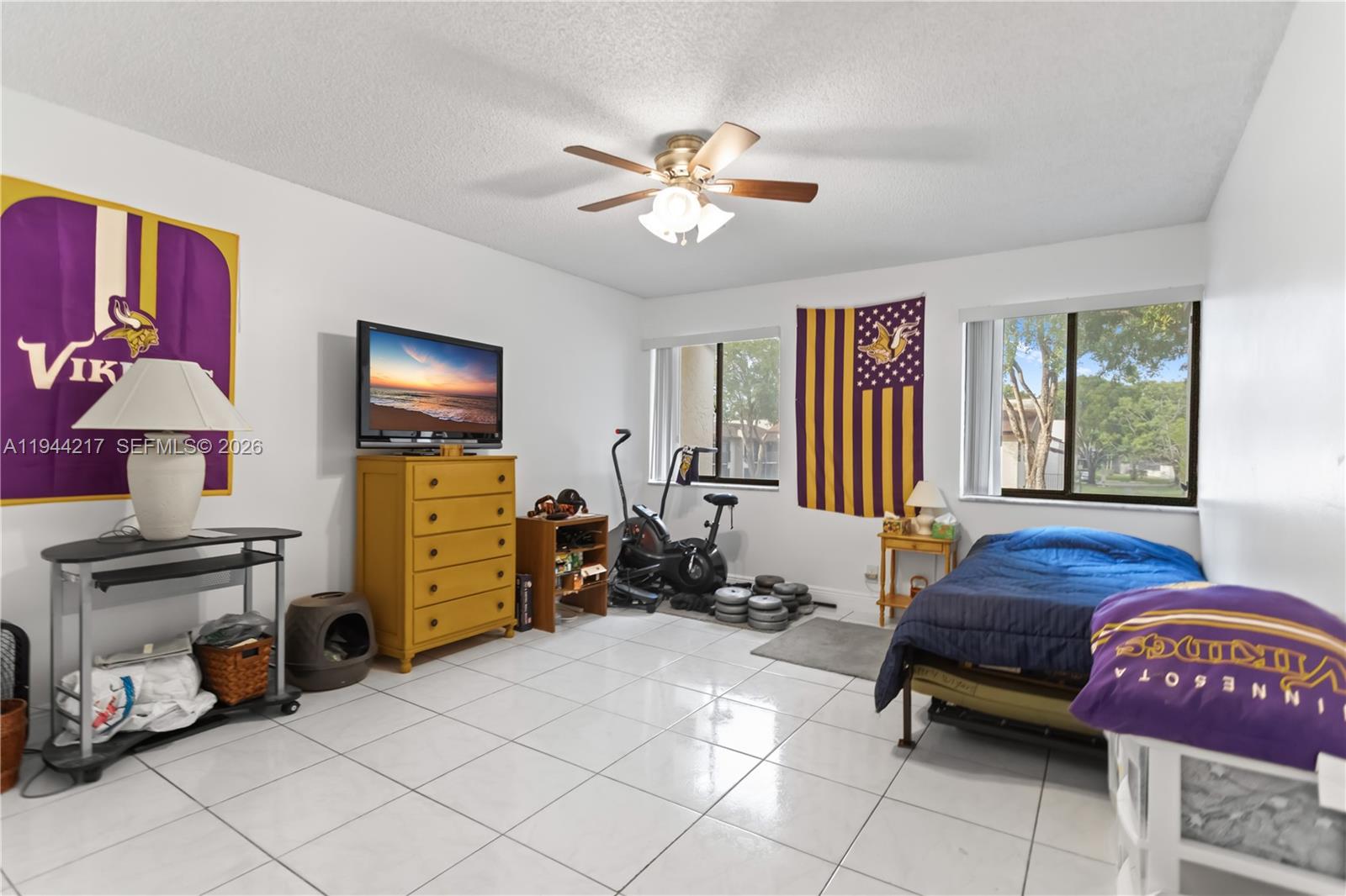 145 S Laurel Dr # 606