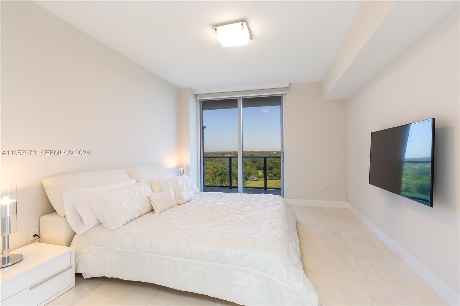 16385 Biscayne Blvd # 1007