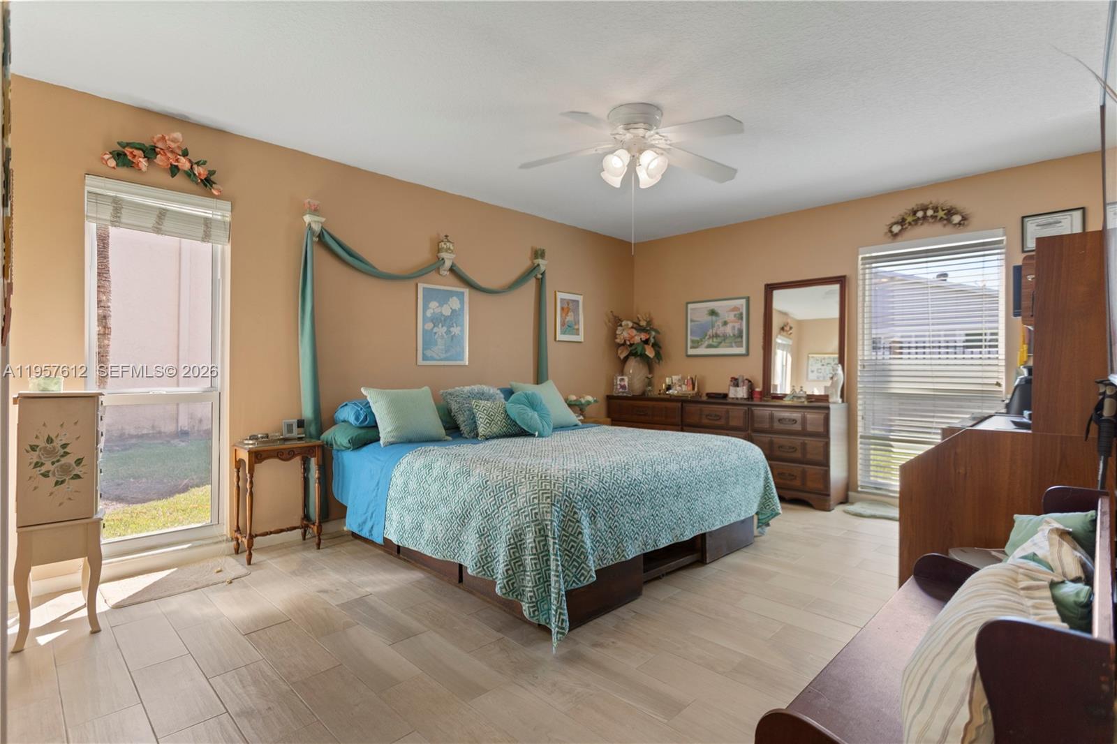 452 N Laurel Dr # 1503