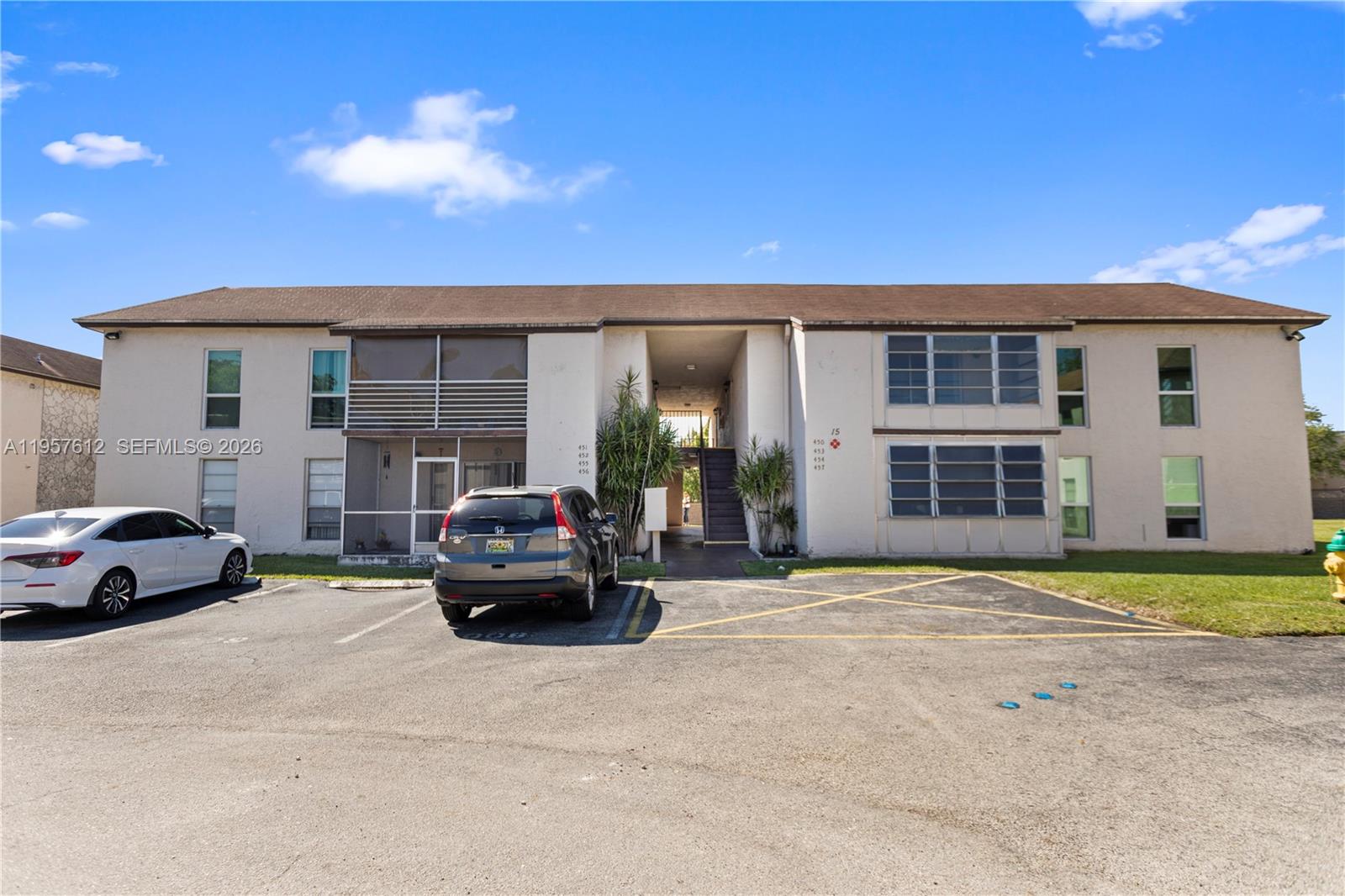 452 N Laurel Dr # 1503