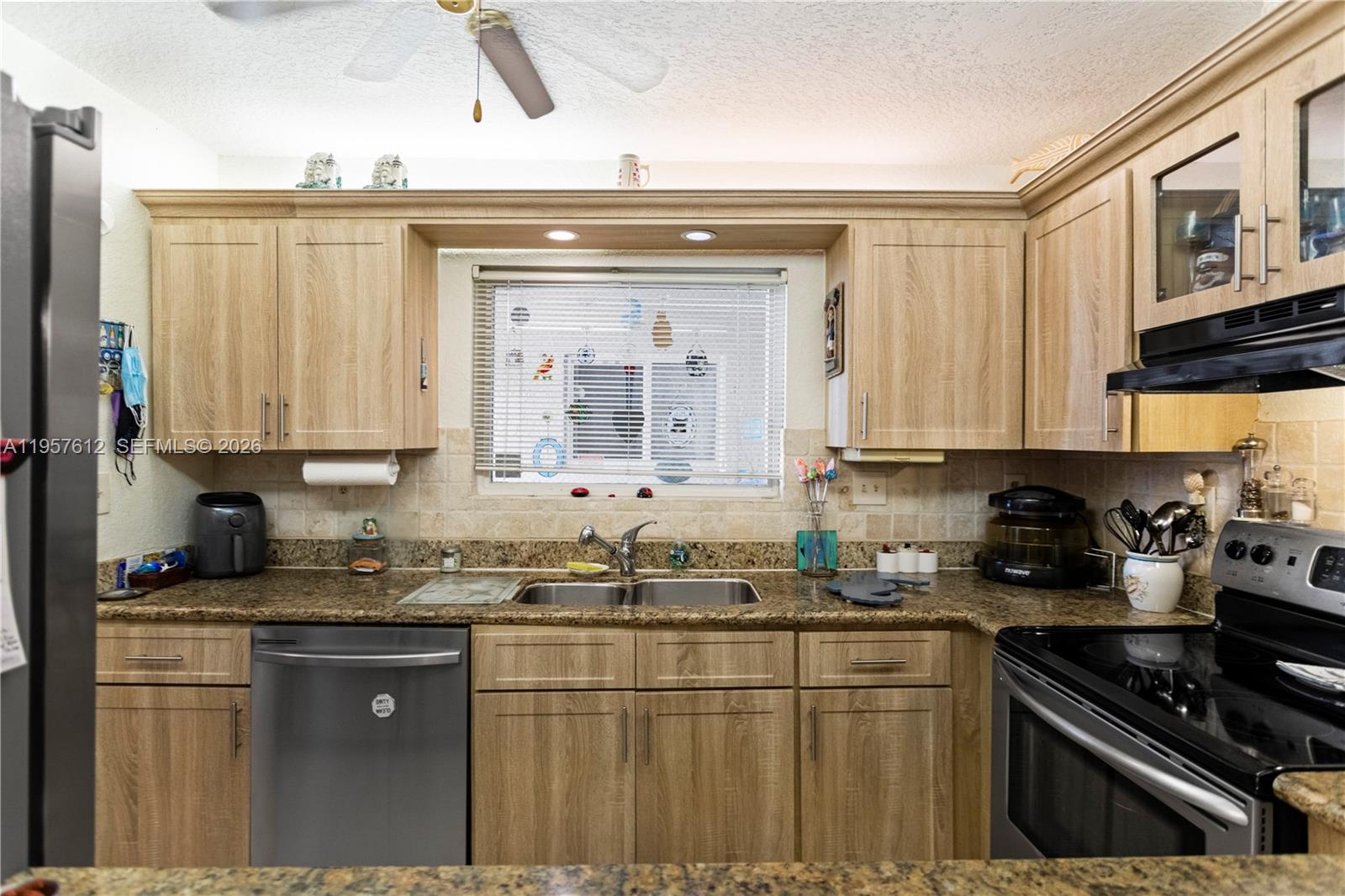 452 N Laurel Dr # 1503