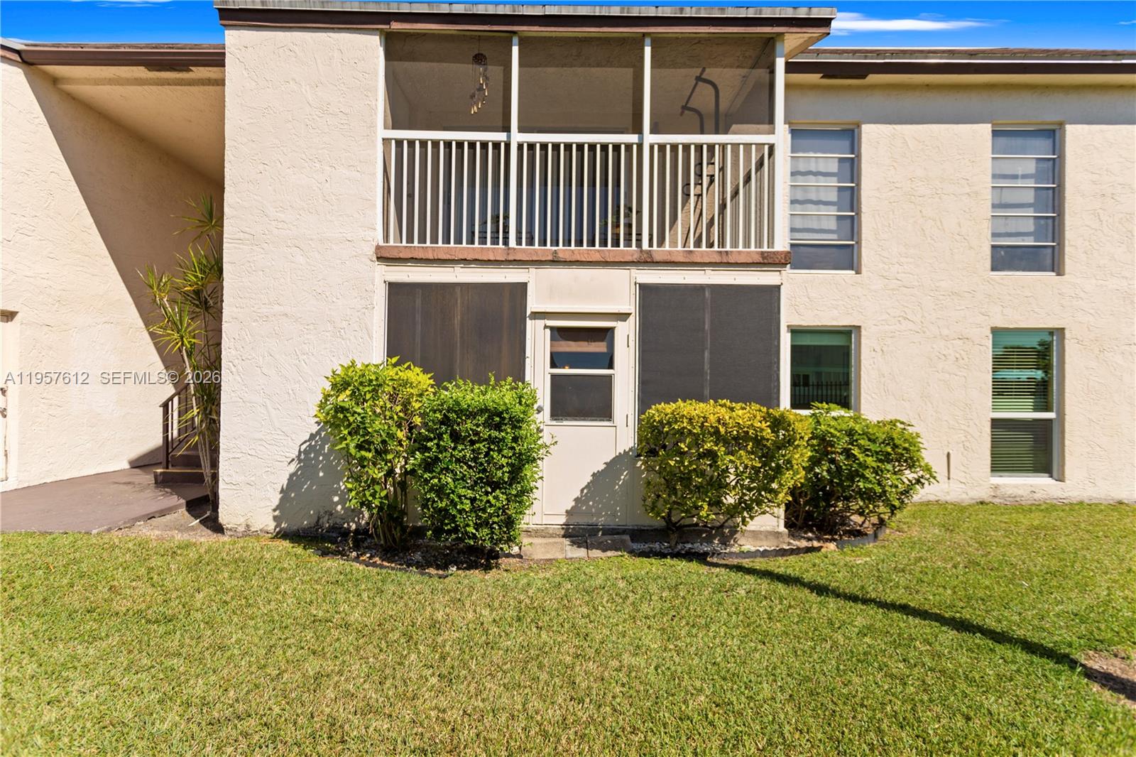 452 N Laurel Dr # 1503