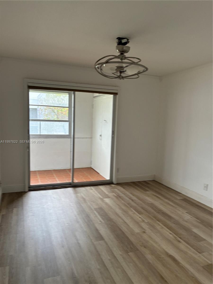 652 N Flanders N # 652